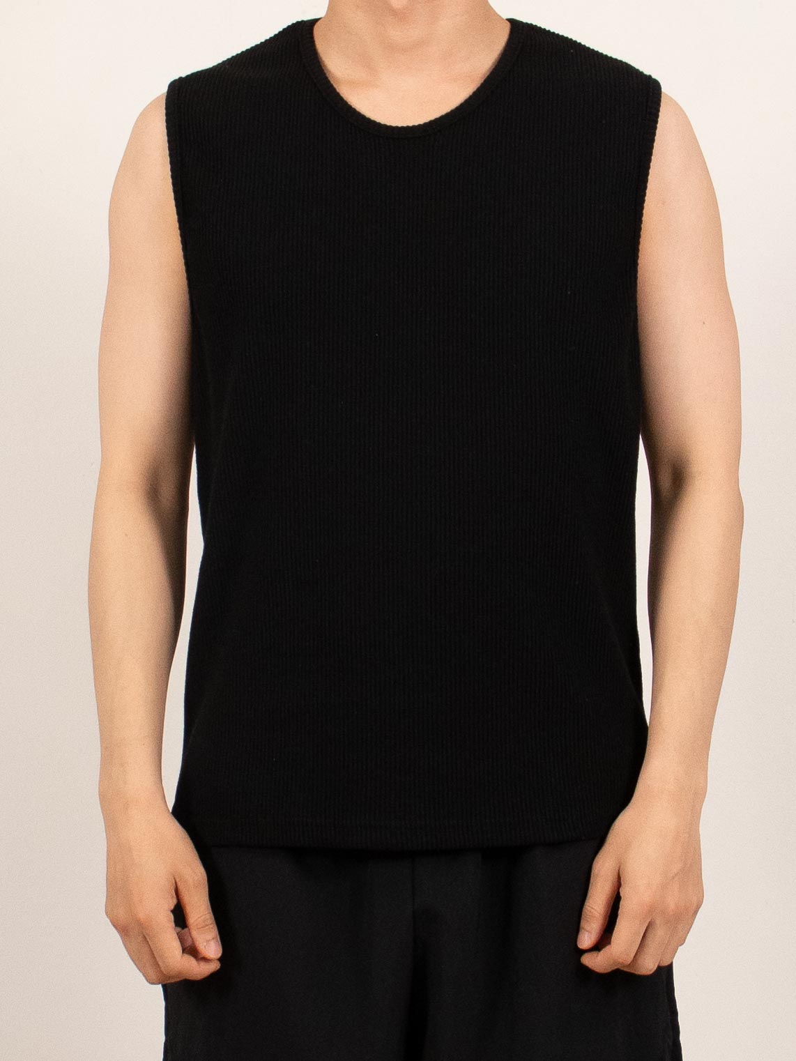 Black Ribbed Sleeveless Cotton Tank