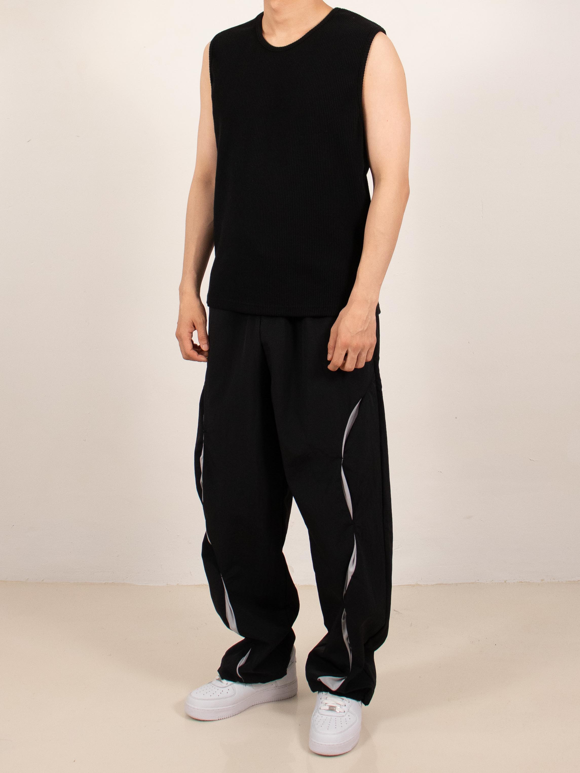 Black Ribbed Sleeveless Cotton Tank